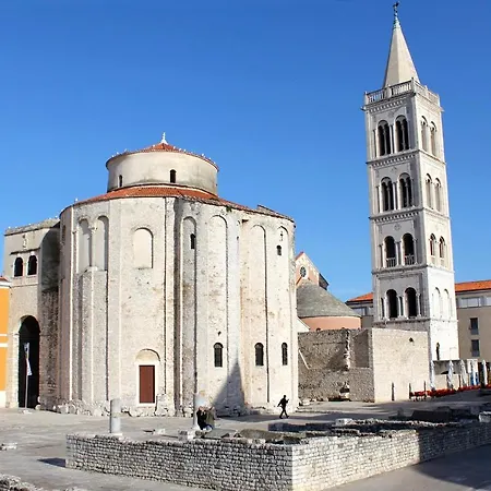 With A Parking Space - 17409 Zadar