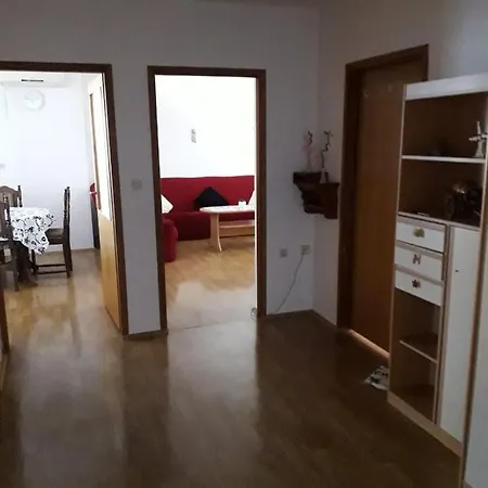 With A Parking Space - 17409 شقة